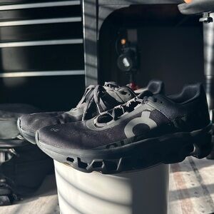 On cloudtec Running Men's Black Athletic Shoes